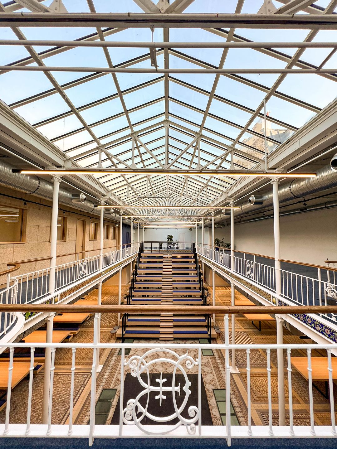 Student life at the Albert School Paris campus